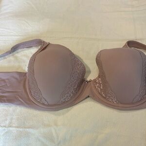 Soma embraceable full coverage, lace trim bra